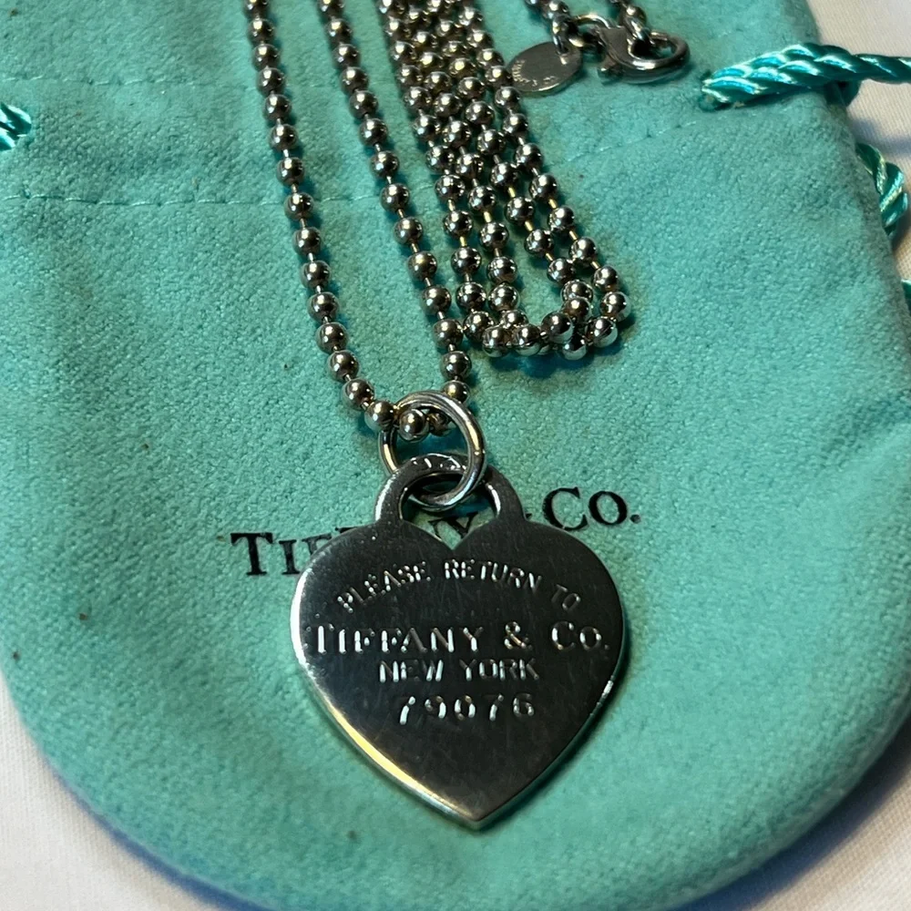 Tiffany & Co. Return to Tiffany Heart Dog Tag Necklace 34" - Picture 2 of 7